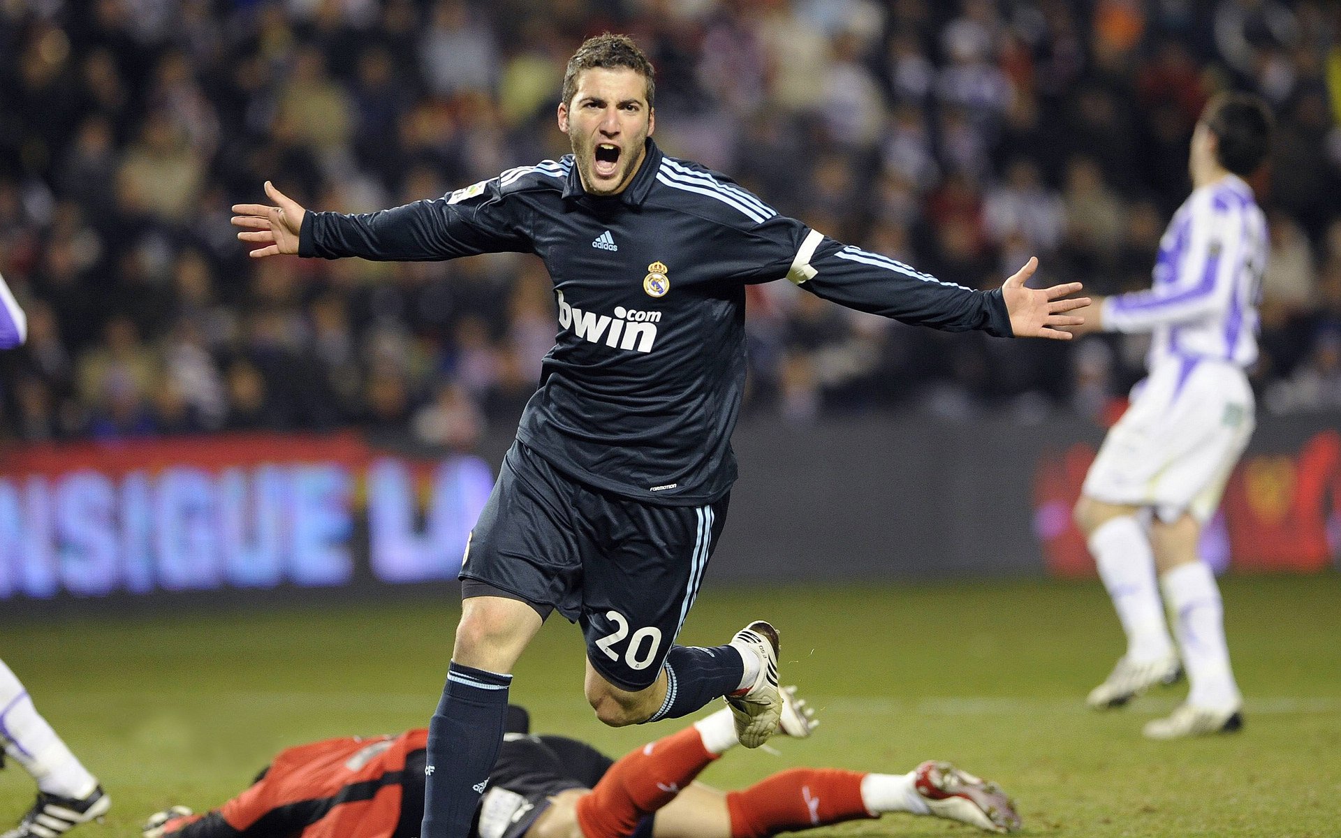 博卡防线坚韧不拔，多次关键封堵，博卡是哪个公司的